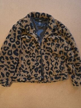 Forever 21 Men's Leopard Print Jacket